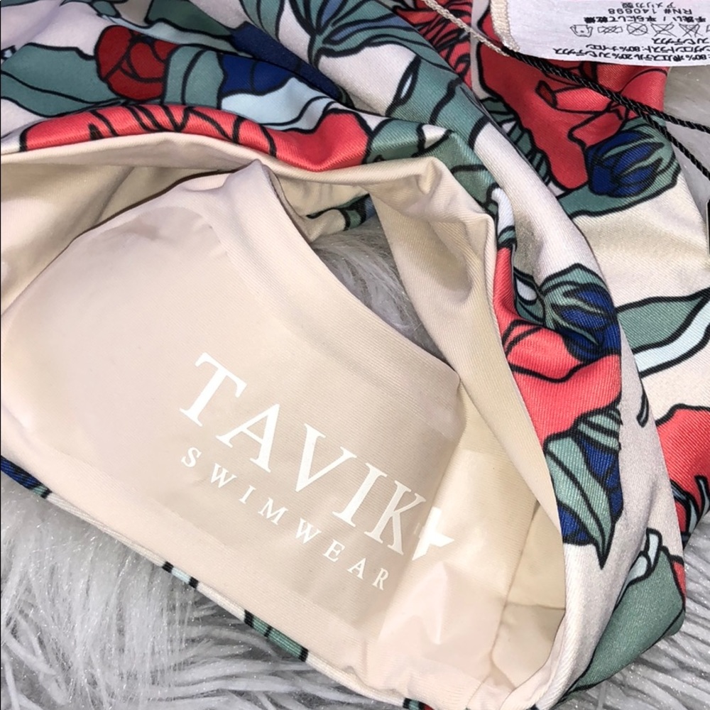 HP 💥TAVIK MOSS RASHGUARD SWIMSUIT in EMMA FLORAL - Picture 6 of 6
